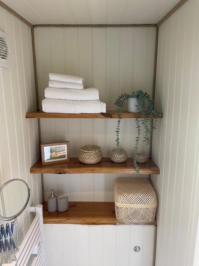 Secluded Lodge With Spectacular Views And Hot Tub! Bath Luaran gambar